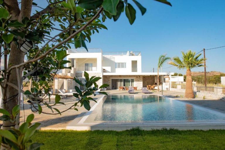 villa for sale in South Heraklion Crete