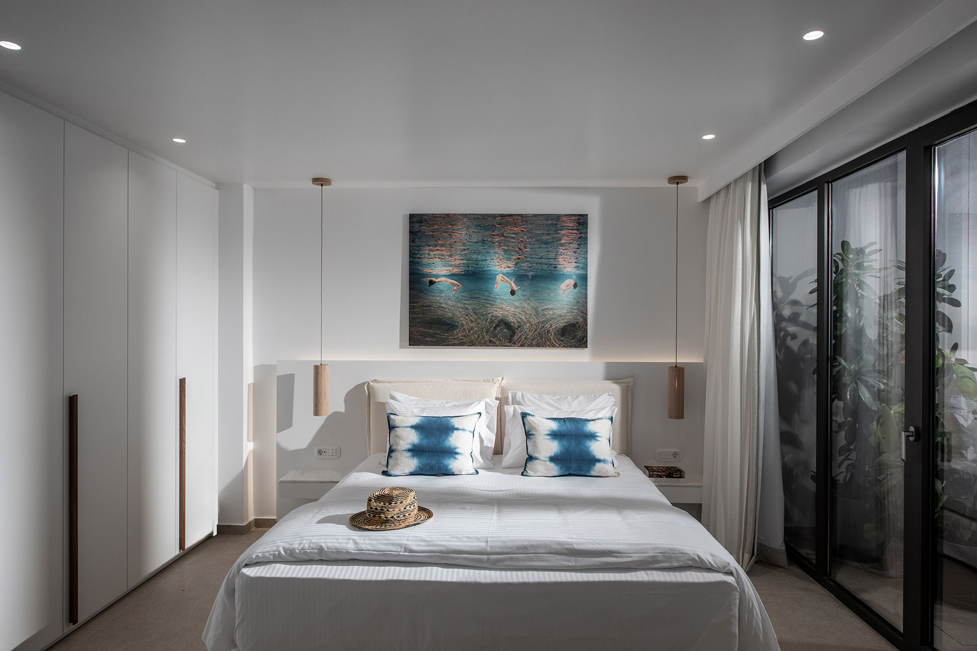 Beachfront villa for sale in Crete (35)