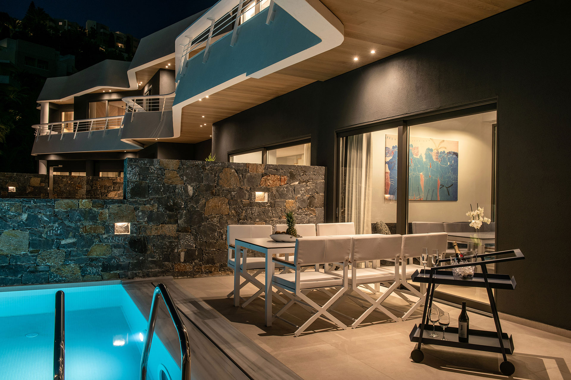 Beachfront villa for sale in Crete