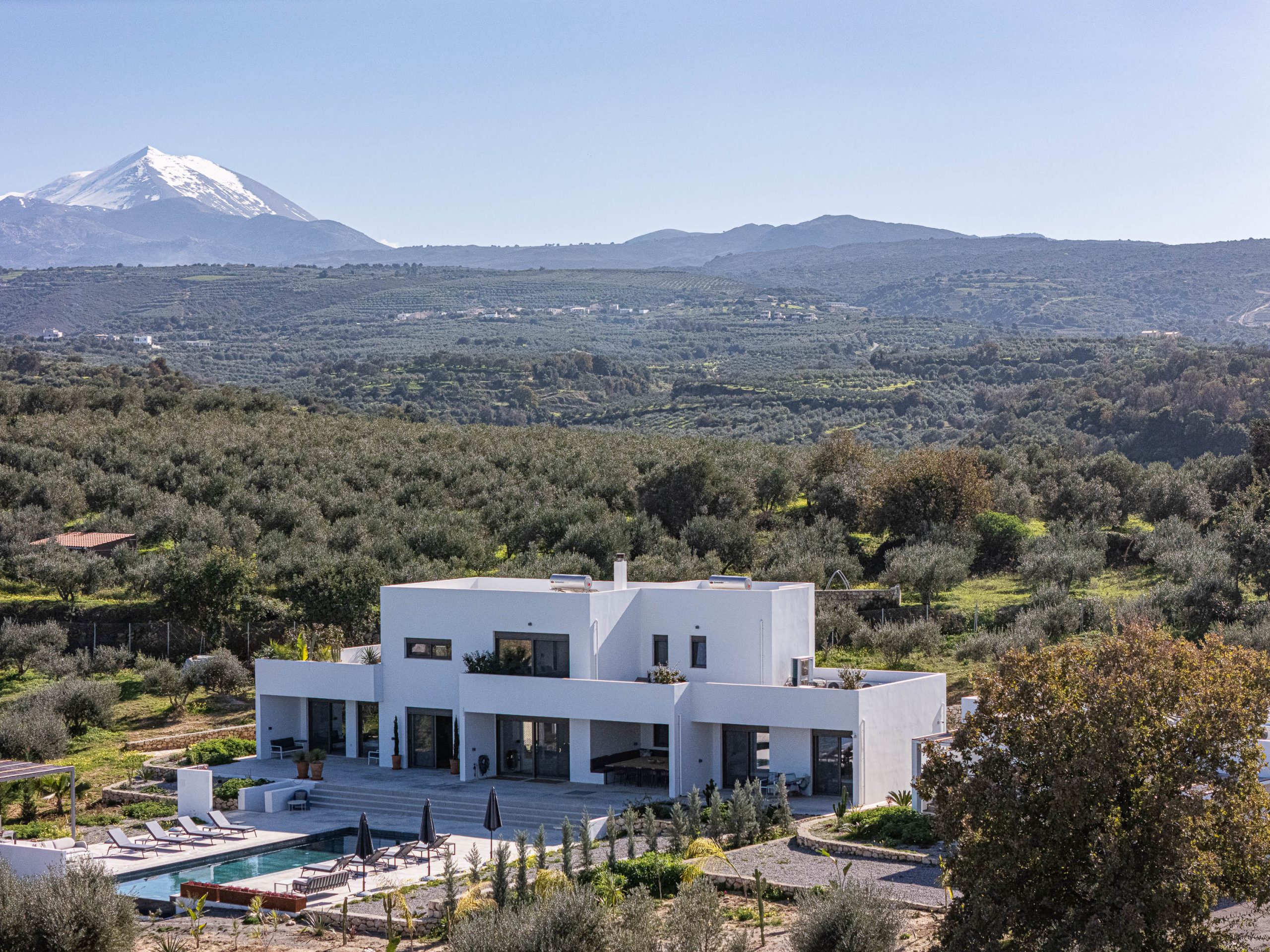 Deluxe villa for sale in Rethymno Crete