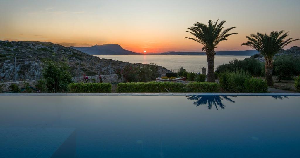 Seafront villa for sale in Apokoronas Chania Crete