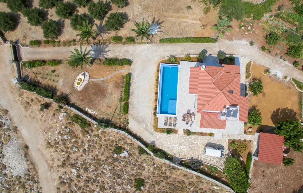 Seafront villa for sale in Apokoronas Chania Crete
