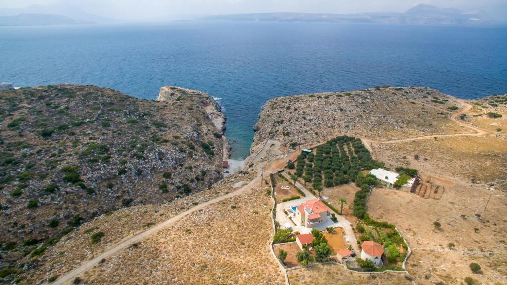 Seafront villa for sale in Apokoronas Chania Crete