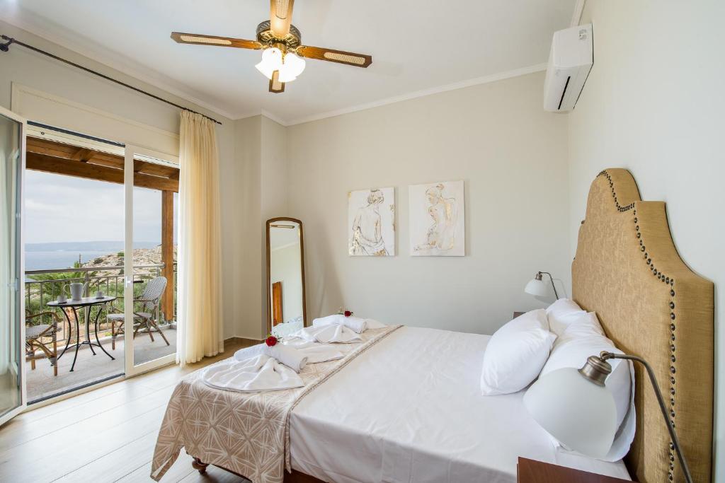 Seafront villa for sale in Apokoronas Chania Crete