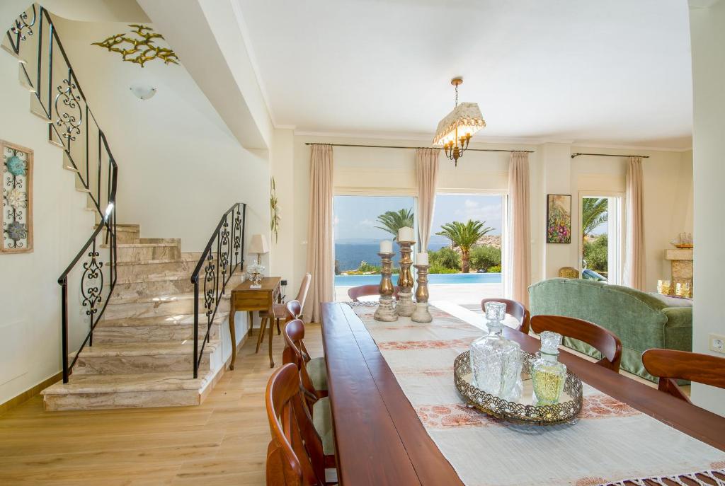 Seafront villa for sale in Apokoronas Chania Crete