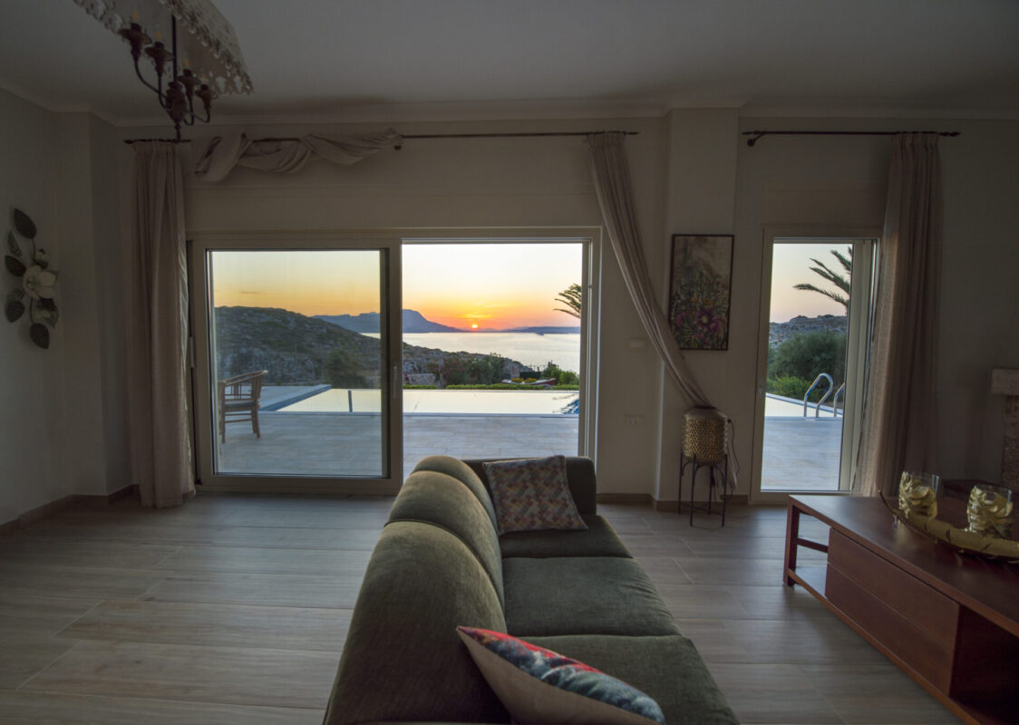 Seafront villa for sale in Apokoronas Chania Crete