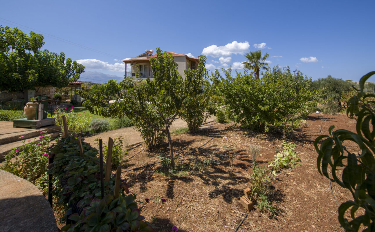Seafront villa for sale in Apokoronas Chania Crete