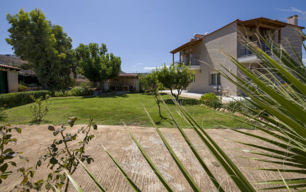 Seafront villa for sale in Apokoronas Chania Crete