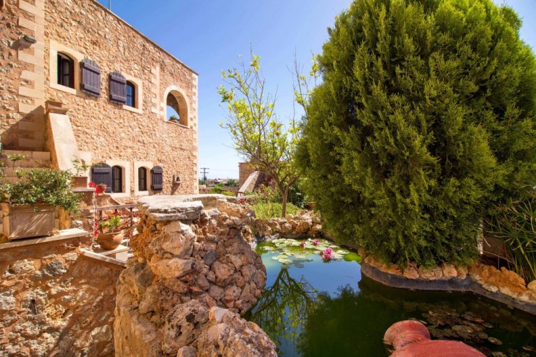 Traditional stone villas for sale in Chania Crete - Lake