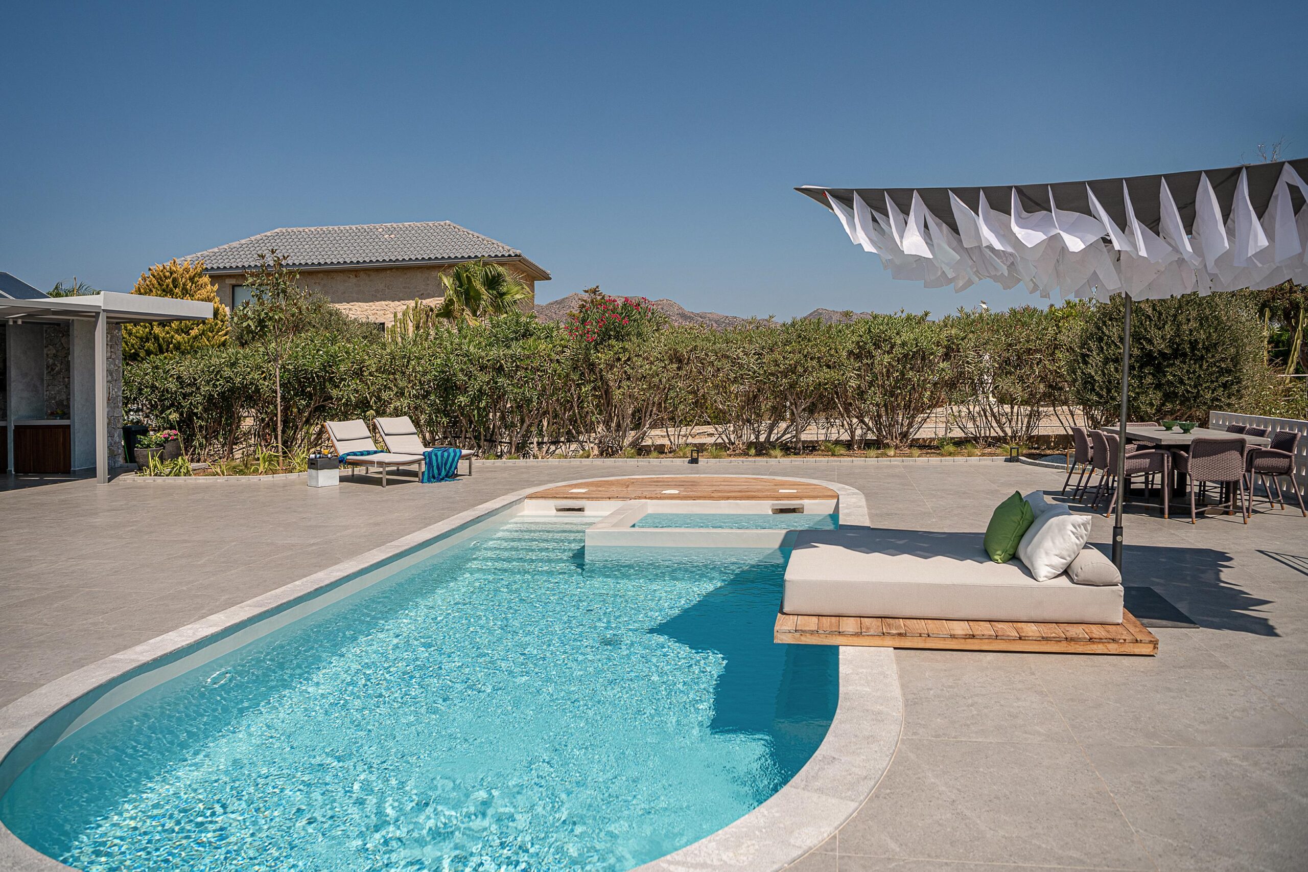 Villa for sale in Akrotiri Chania Crete