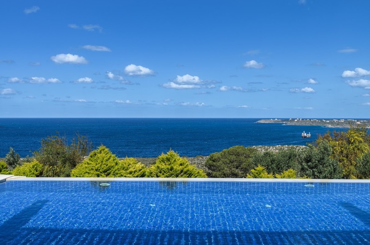 Villa-in-Akrotiri-Chania-Crete-for-sale