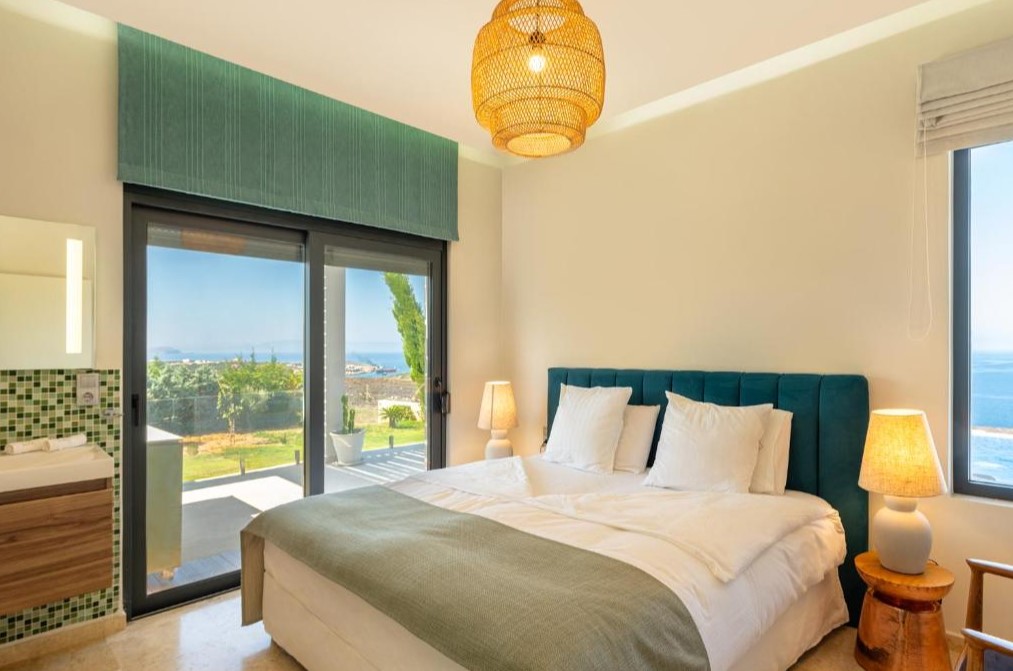 Villa-in-Akrotiri-Chania-Crete-for-sale