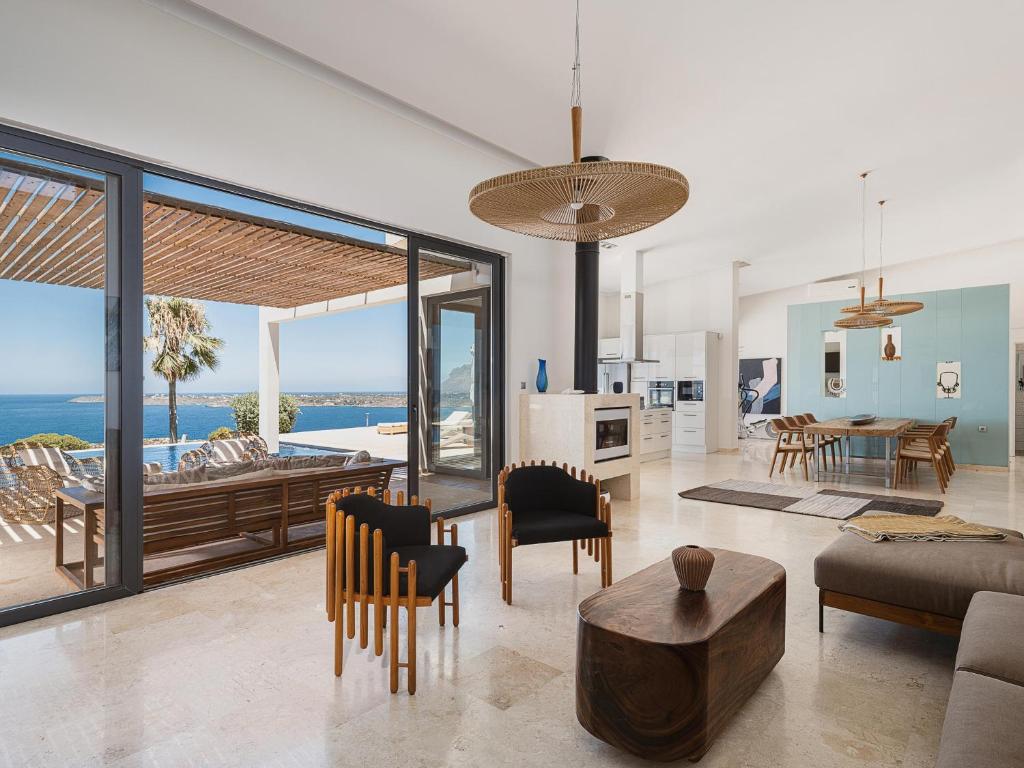 Villa-in-Akrotiri-Chania-Crete-for-sale